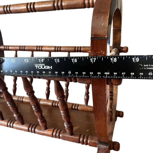 Vintage Wooden Spindle 1970s Retro Magazine Rack - Picture 4 of 5